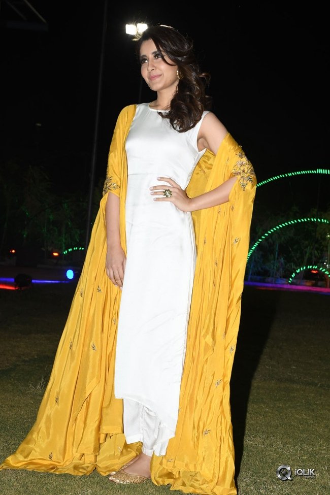 Raashi-Khanna-At-Balakrishnudu-Movie-Audio-Launch